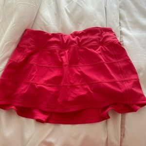 Lululemon size 6 hot pink Pace Rival Mid-Rise skirt